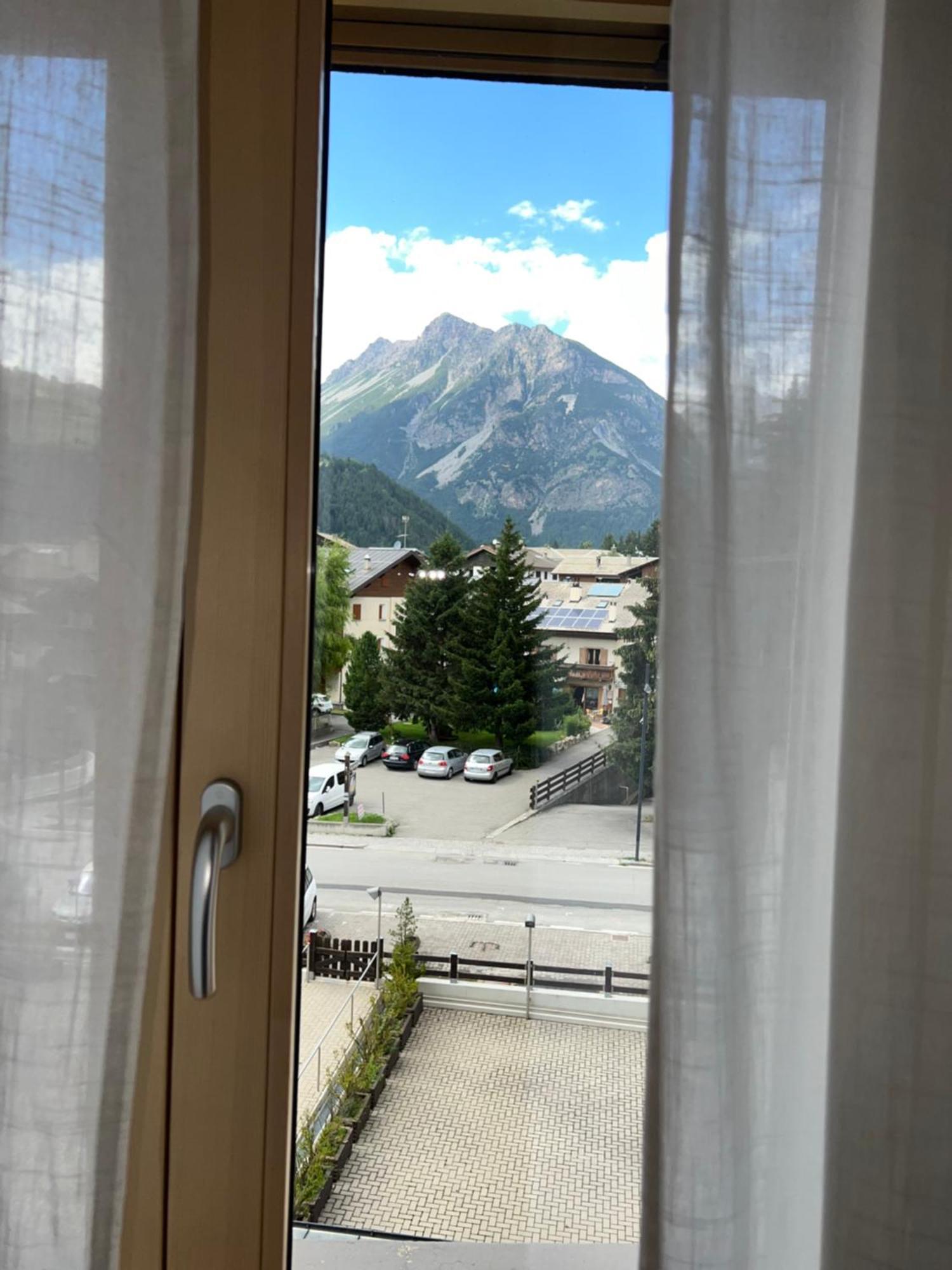 Il Pettirosso - Casa Vacanze Bormio Esterno foto